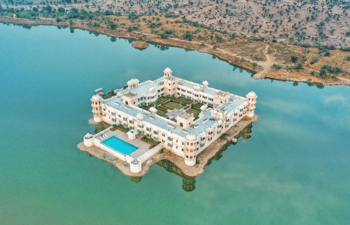 Luxury Resort in Chittorgarh, Rajasthan | jüSTa Lake Nahargarh Palace