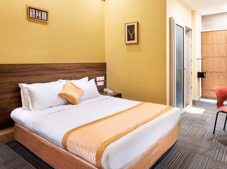 Premium Room with World Class Amenities | jüSTa Sarang
