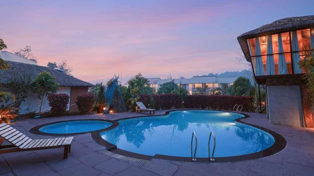 Resort with Swimming Pool near Jim Corbett