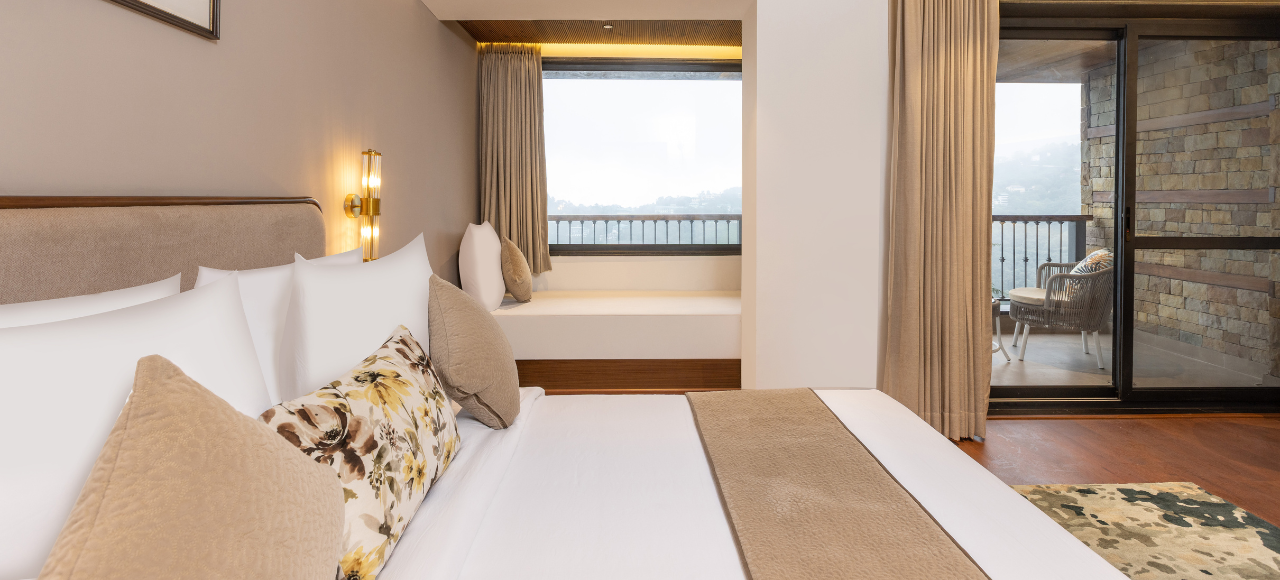 Family Duplex with Private Garden | jüSTa Hollow Oak